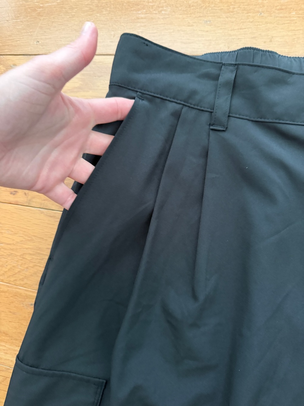 NWT Gap Runaround Joggers Black Pants Size L GapFit - Picture 12 of 14